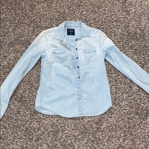 American eagle button down shirt size SMALL